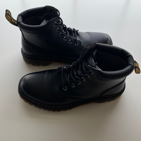 SOLD Classic Doc Marten Combat Boot - Picture 3 of 3